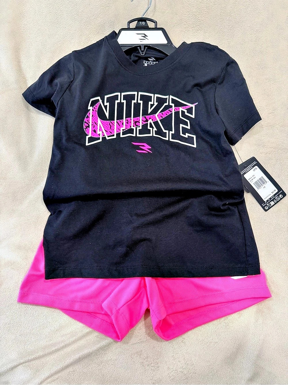 Nike 3BRAND Collection Girls Athletic Set Black & Pink Size 7/8 NWT